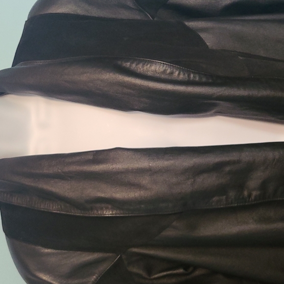 Like New Leather Trench Coat - Picture 3 of 11